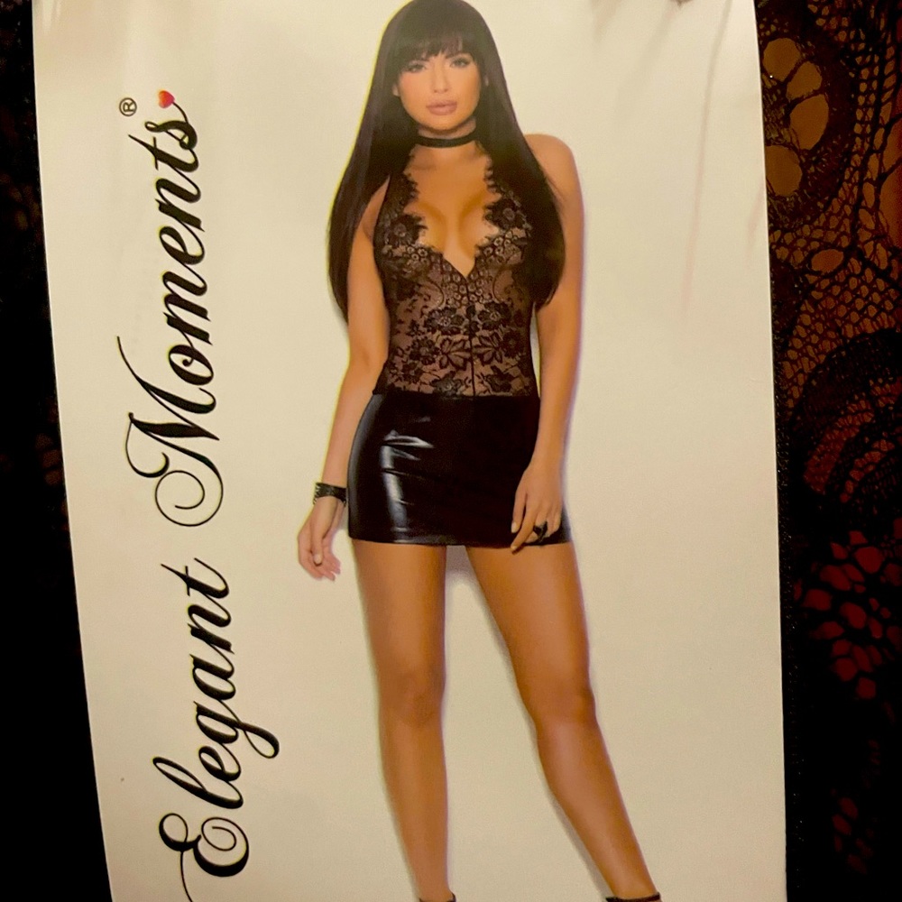 Elegant moments lingerie. New!